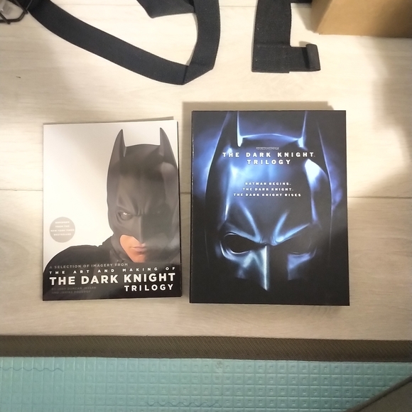 Batman the Dark Knight Trilogy - Picture 4 of 5